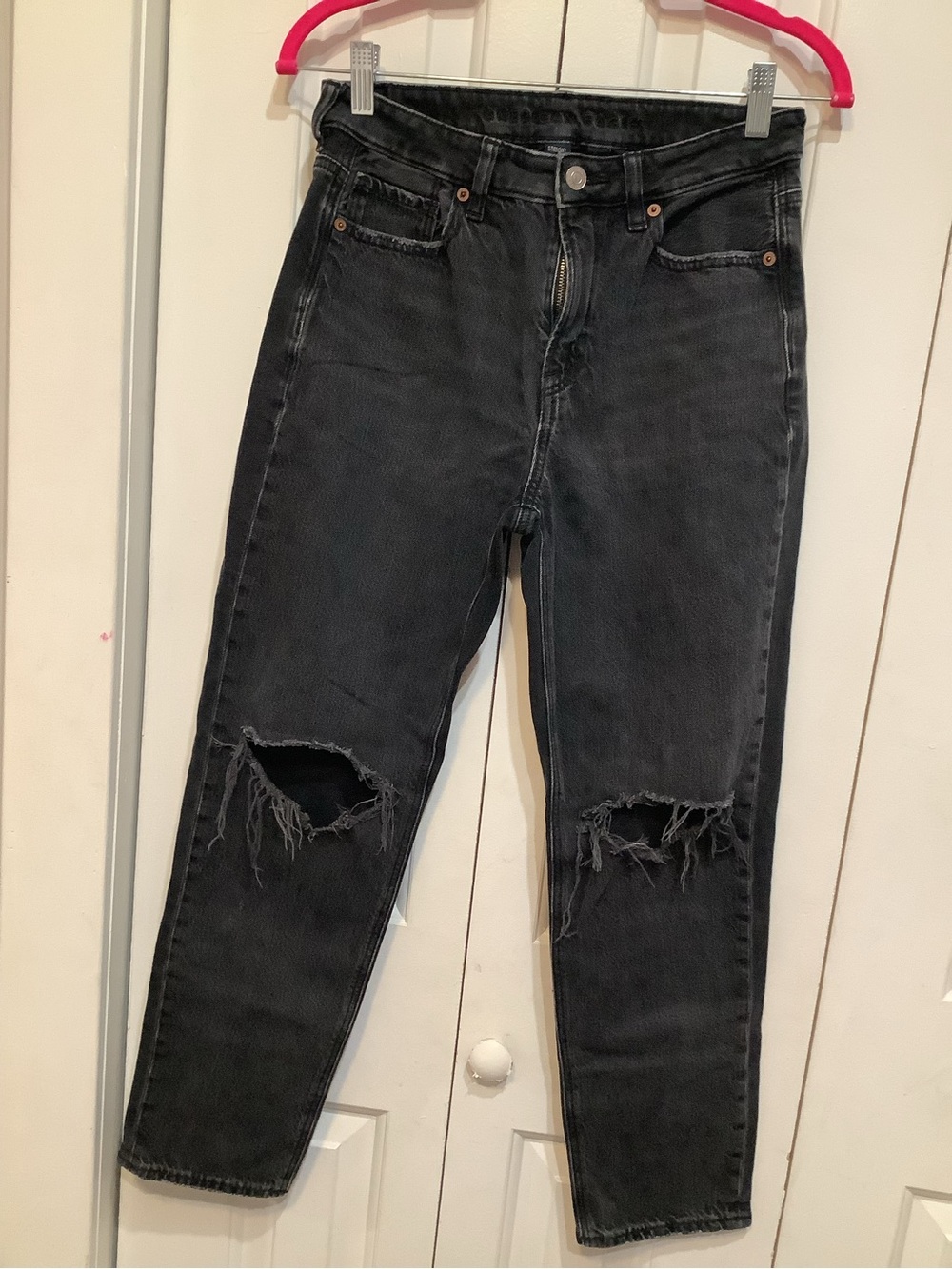 American Eagle Outfitters Black Distressed Mom Jeans